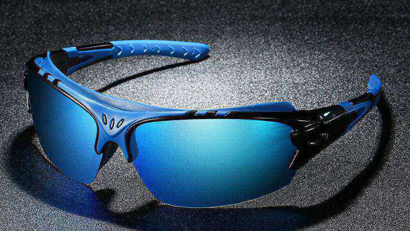 Gọng kính là 1 yếu tố rất quan trọng khi lựa chọn chiếc kính chơi golf phù hợp