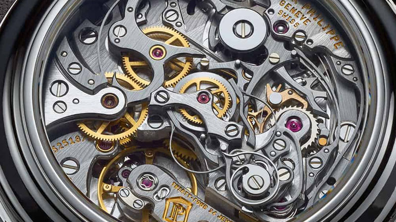 Vị trí của chân kính ảnh hưởng trực tiếp đến hoạt động của đồng hồ