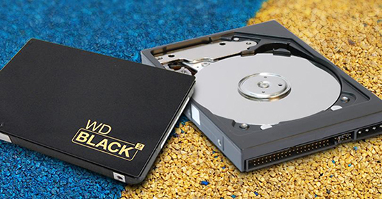 Ổ cứng HDD và SSD.