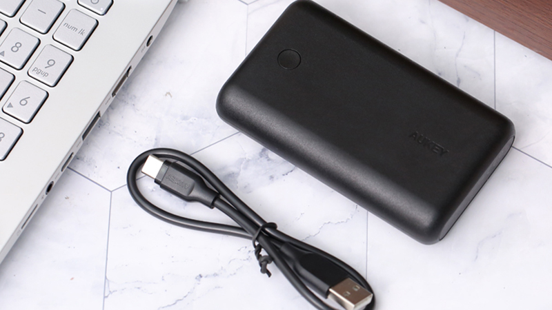 Pin sạc dự ph&ograve;ng 10.000 mAh Type C AUKEY PB-XN10