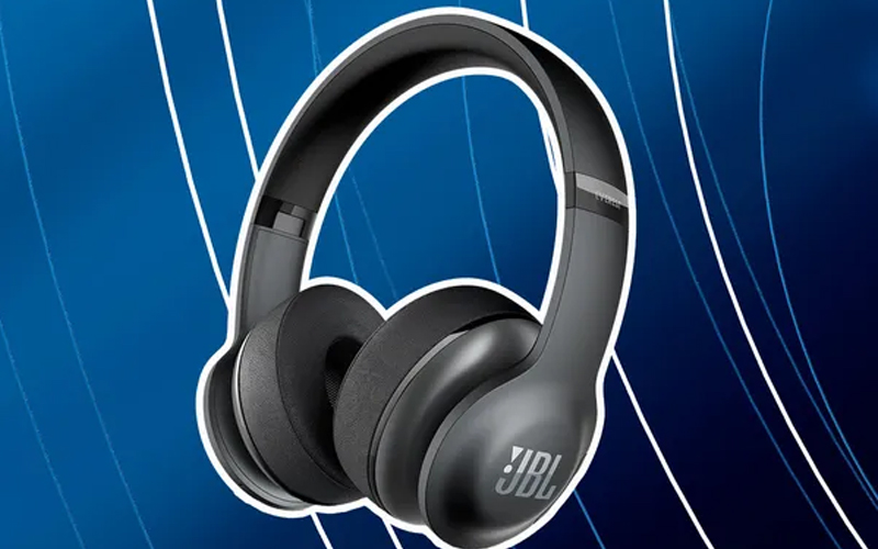 Tai nghe JBL c&oacute; gi&aacute; b&aacute;n đa dạng