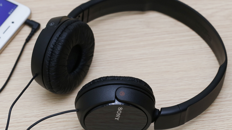 Tai nghe chụp tai Sony