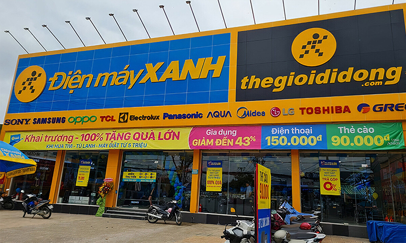 Đến Thế Giới Di Động hoặc Điện máy XANH để mua camera chính hãng