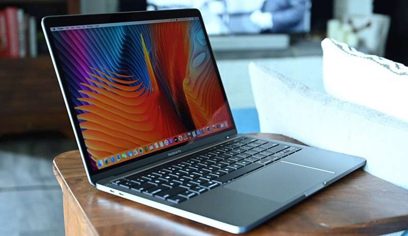 MacBook Pro được thiết kế đối với người dùng cần hoàn thành các tác vụ 