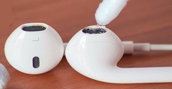 Cách vệ sinh tai nghe nhét tai, headphone sạch sẽ như mới