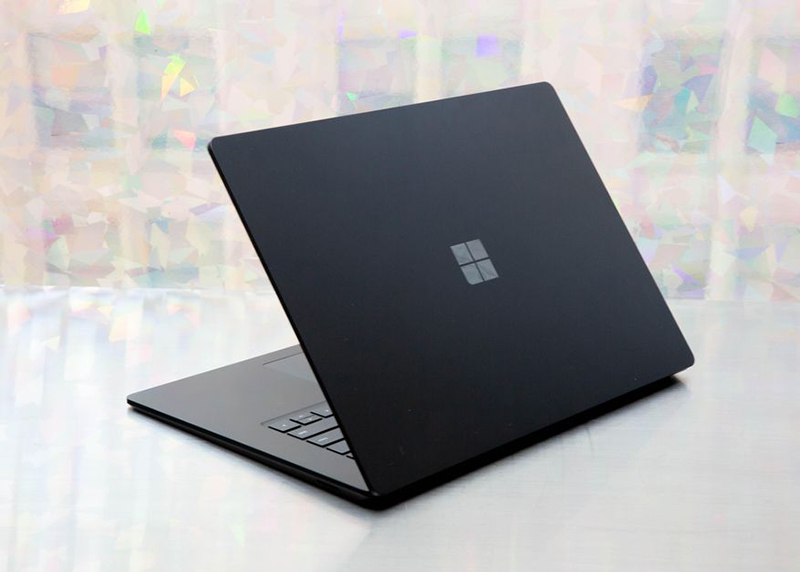 Sử dụng được bộ Office bản web, và máy tính được kết nối mạng mới