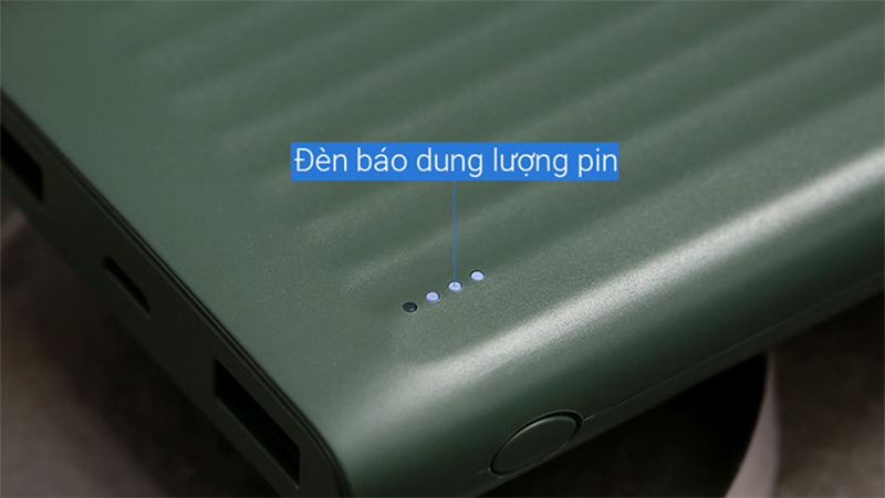 Sạc dự phòng có đèn LED để thông báo mức pin và tự ngắt điện 