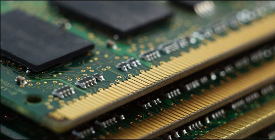 Các chân và rãnh trên RAM