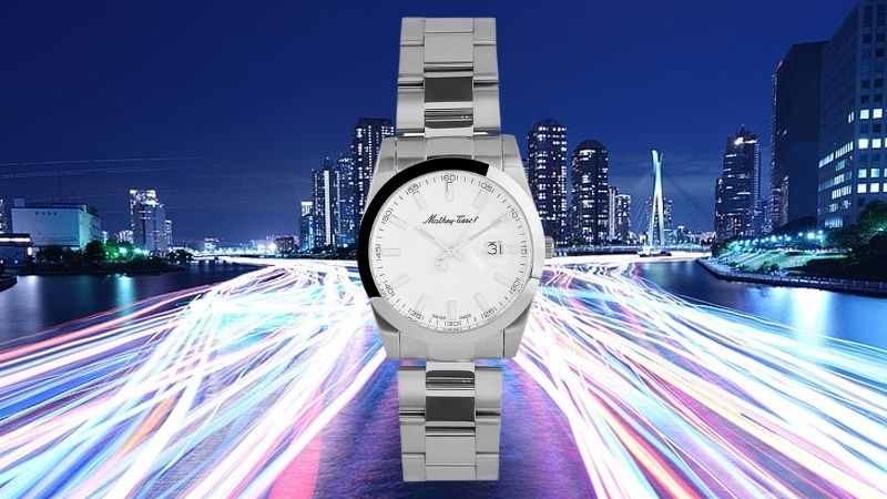 Mathey Tissot H450AI có khung viền cứng cáp, chịu va đập tốt