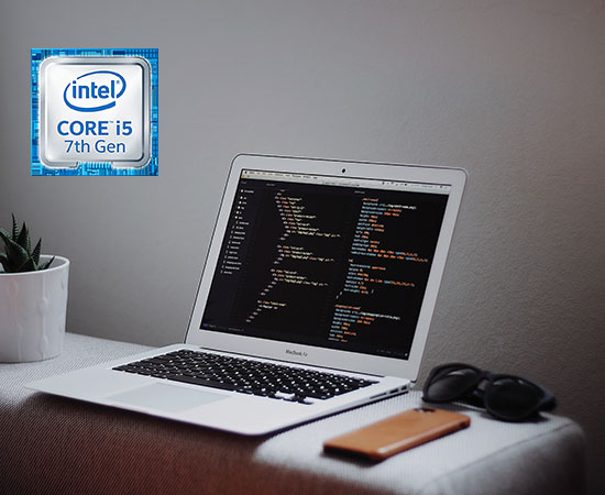- CPU: Nên lựa chọn CPU Intel vì sức mạnh của nó vượt trội hơn so với các hãng chip khác ở cùng thế hệ.Và chọn dòng core i5 trở lên sẽ là tiêu chí quan trọng cho sinh viên IT bởi vì từ dòng này, Intel tích hợp công nghệ Turbo Boost giúp tăng hiệu năng và giảm hao pin hỗ trợ tốt hơn cho quá trình học tập và sử dụng laptop.