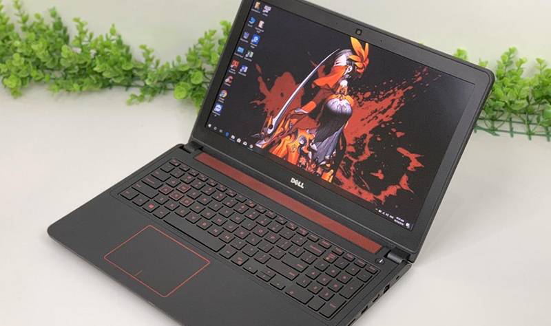  Dell Inspiron chuyên phát triển và phân phối các sản phẩm công nghệ.