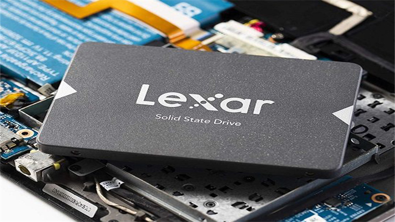 ổ cứng SSD 128 GB là đủ để cài các phần mềm hệ điều hành, Microsoft Office, ... lưu trữ hình ảnh, nhạc cho người dùng văn phòng.