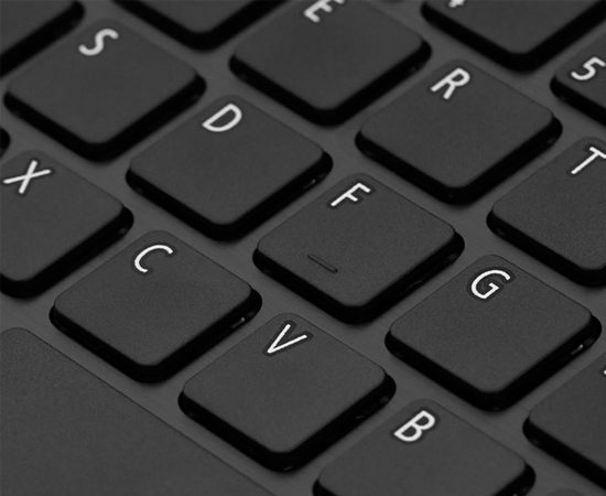 Bàn phím và Trackpad tốt