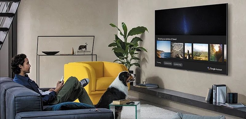 Smart tivi c&oacute; t&iacute;nh năng điều khiển bằng giọng n&oacute;i, khu&ocirc;n mặt, cử chỉ