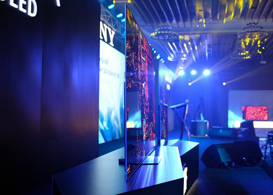 m&agrave;n h&igrave;nh Tivi OLED si&ecirc;u mỏng