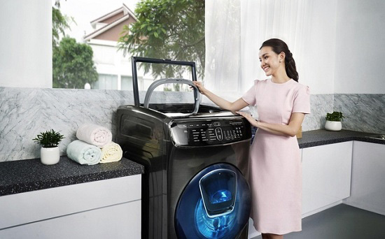 máy giặt cửa trên