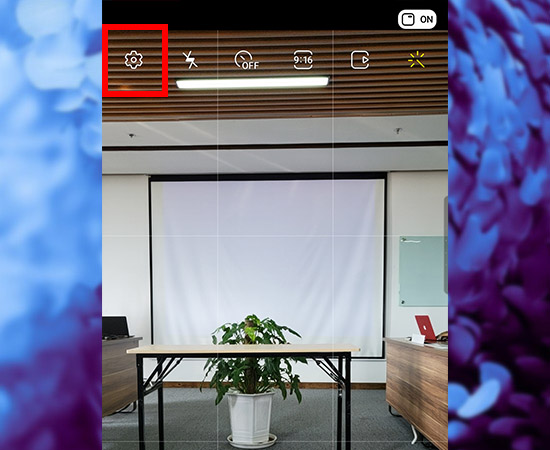 Giao diện chụp ảnh bằng camera sau của Galaxy Z Flip