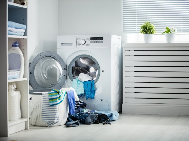 Lựa chọn thời điểm giặt quần &aacute;o