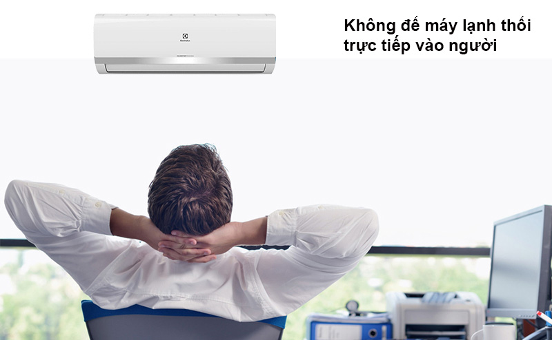 Kh&ocirc;ng để m&aacute;y lạnh thổi thẳng v&agrave;o mặt