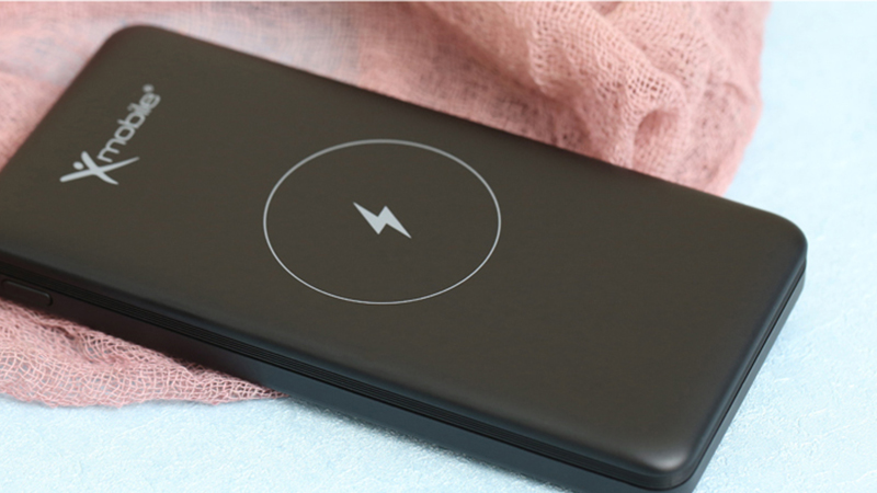 Gi&aacute; của sạc dự ph&ograve;ng Xmobile nằm trong ph&acirc;n kh&uacute;c tầm trung