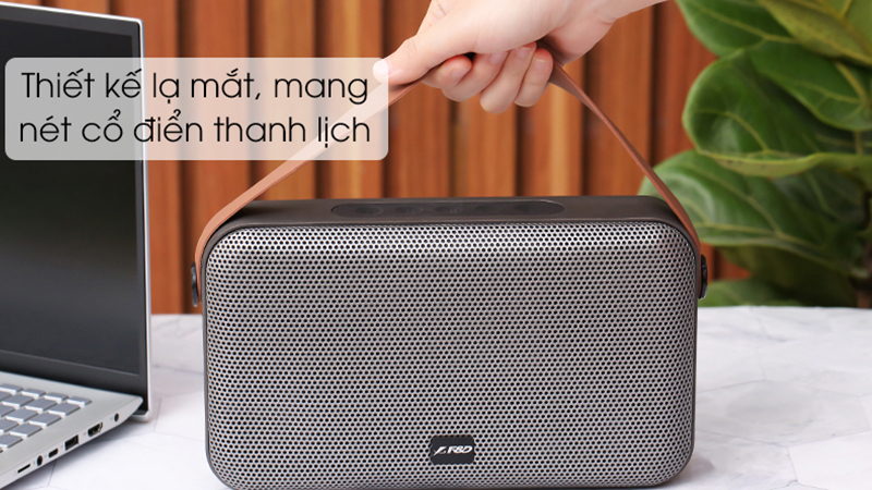 Loa Fenda sở hữu kiểu d&aacute;ng cổ điển, lạ mắt