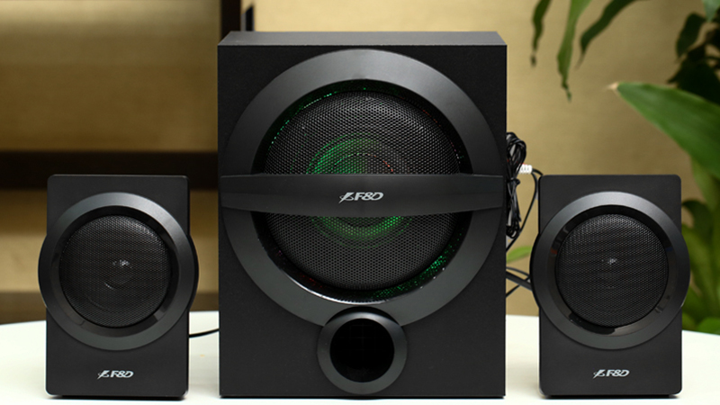 Loa Fenda c&oacute; nhiều sản phẩm kh&aacute;c nhau