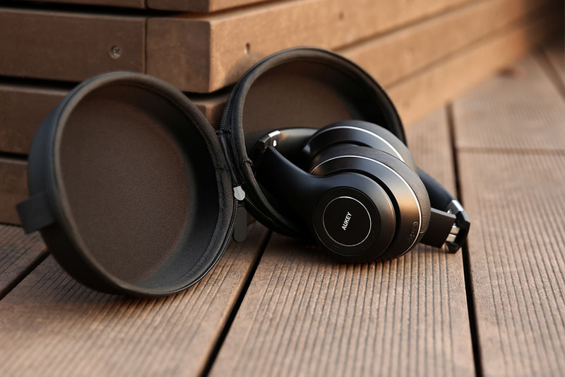 Những công nghệ tích hợp trên sản phẩm tai nghe Aukey