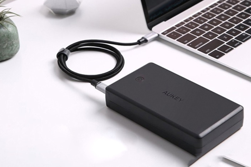 Pin sạc Aukey tích hợp nhiều công nghệ thông minh và tiện ích