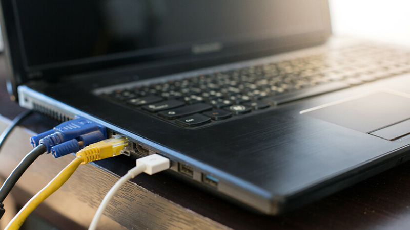 Các loại cổng như HDMI, USB-C và Display Port có thể sử dụng được lâu dài nhờ khả năng kết nối tốt