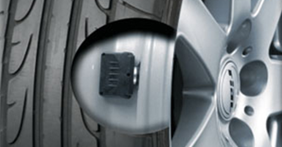 Vì sao nên lắp đặt, sử dụng cảm biến áp suất lốp xe cho ô tô