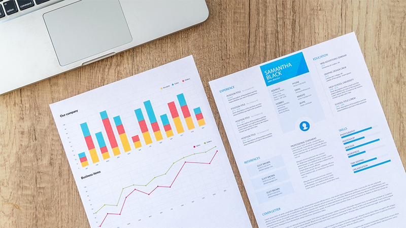 Bạn có thể thêm các thông tin về chứng chỉ, giải thưởng,... trong CV