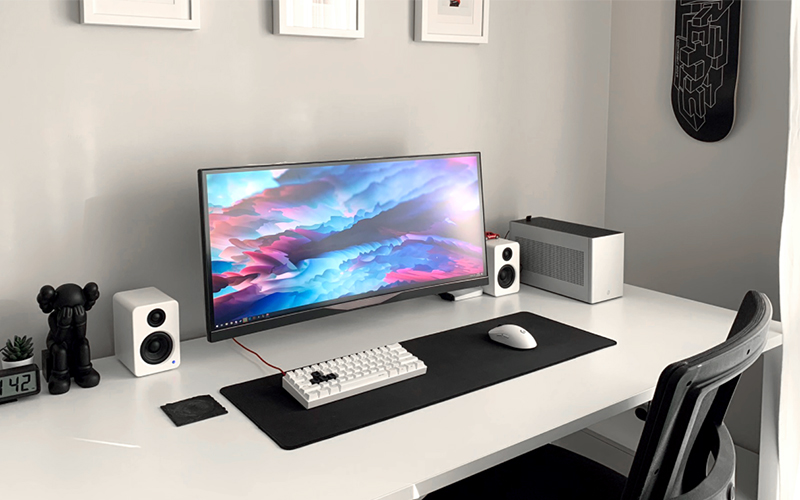 Cổng HDMI 2.1 tr&ecirc;n m&agrave;n h&igrave;nh