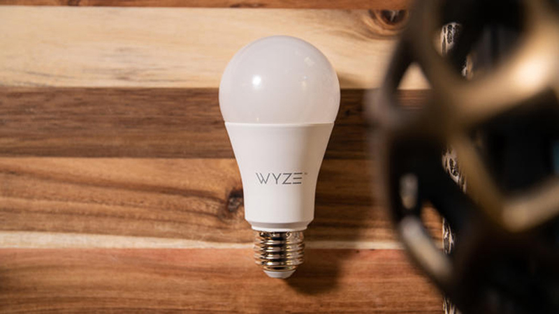 Wyze Bulb g&acirc;y ngạc nhi&ecirc;n với chất lượng cực đỉnh nhưng gi&aacute; cả v&ocirc; c&ugrave;ng phải chăng