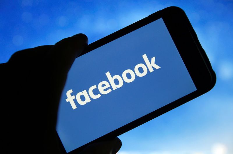 Từ “Facebook”