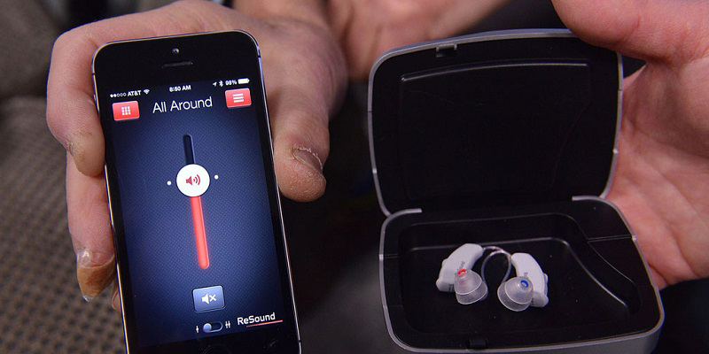 iPhone hỗ trợ sử dụng thiết bị trợ th&iacute;nh