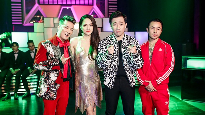 MV có tên “Hello”