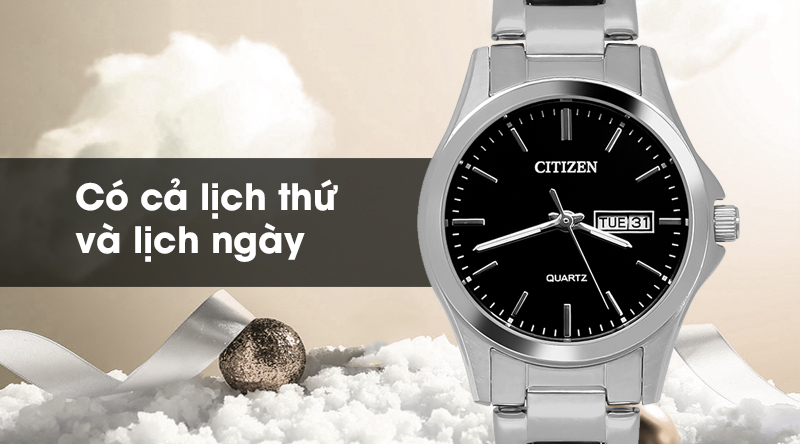 Đồng hồ còn sở hữu lịch ngày và thứ tiện lợi