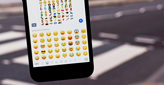 Cách cài đặt, bật biểu tượng cảm xúc trên bàn phím iPhone đơn giản