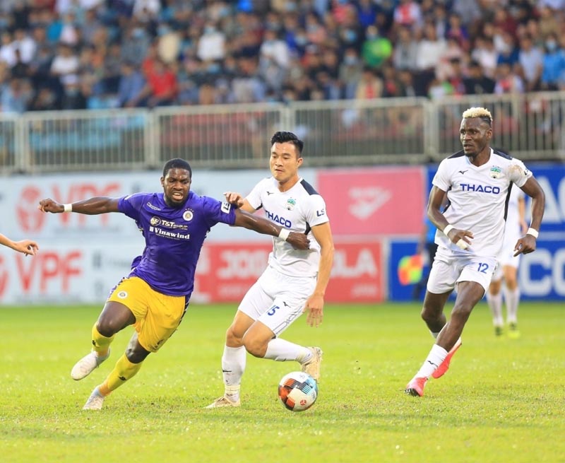 Trong lĩnh vực bóng đá, FC có thể hiểu là câu lạc bộ bóng đá (Football Club)