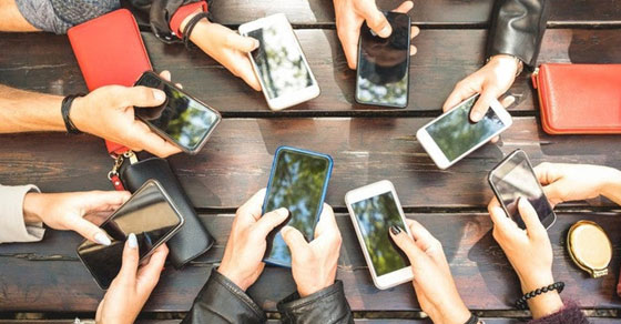 TOP 10 điện thoại không viền màn hình đang có mặt tại Thế Giới Di Động