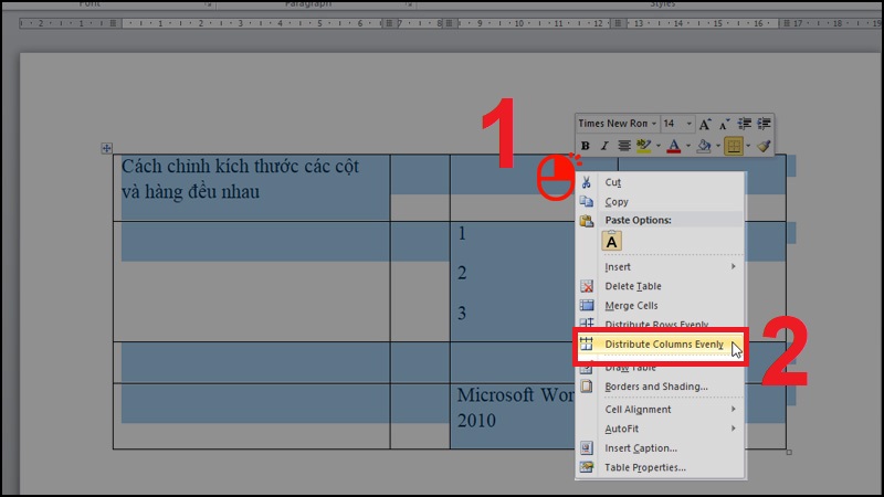 Nhấn chuột phải rồi chọn Distribute Columns Evenly