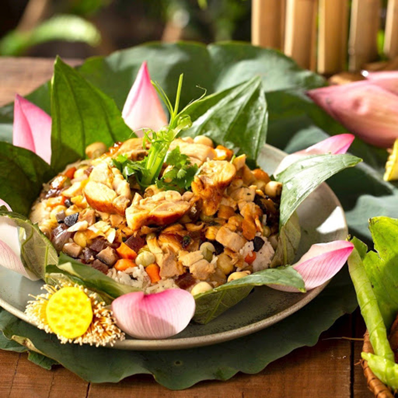 Đậu mơ hấp lá sen