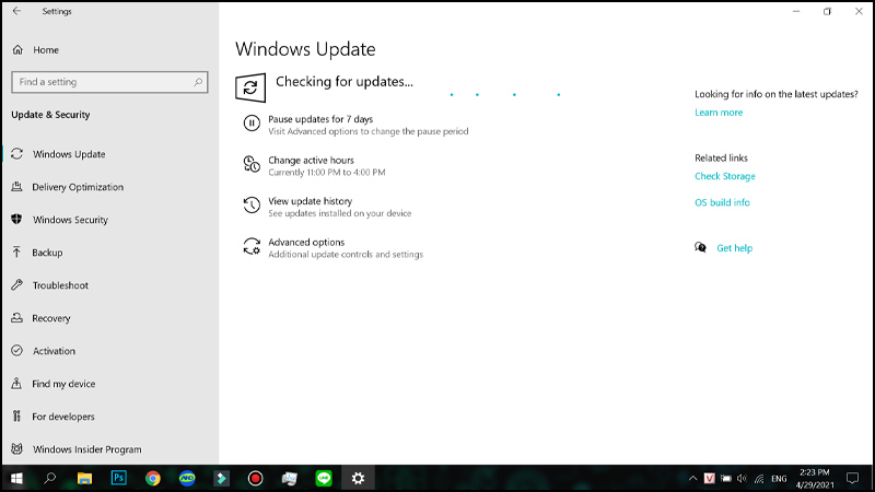 Windows 10 đang kiểm tra cập nhật
