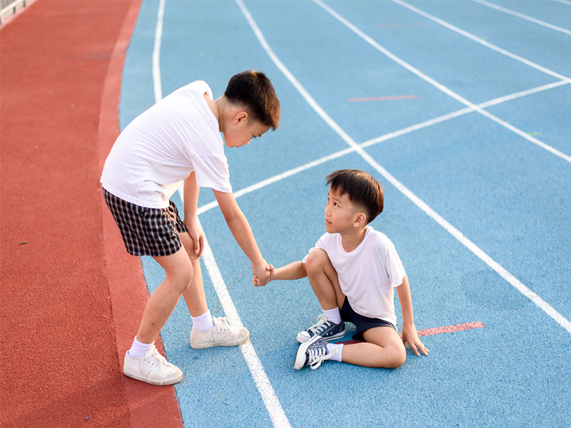 Bạn bè có trách nhiệm với nhau