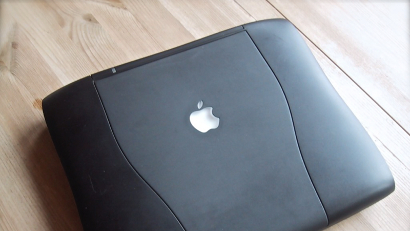 Logo phát sáng trên PowerBook G3