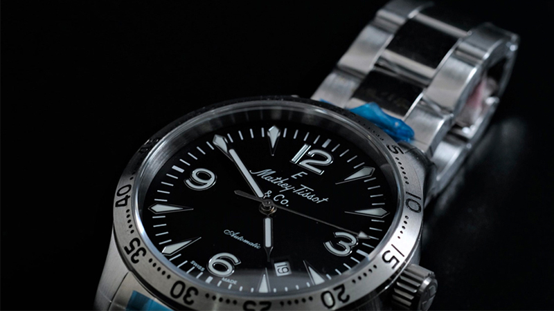 Đồng hồ Tissot toát lên vẻ đẹp tinh tế và sang trọng