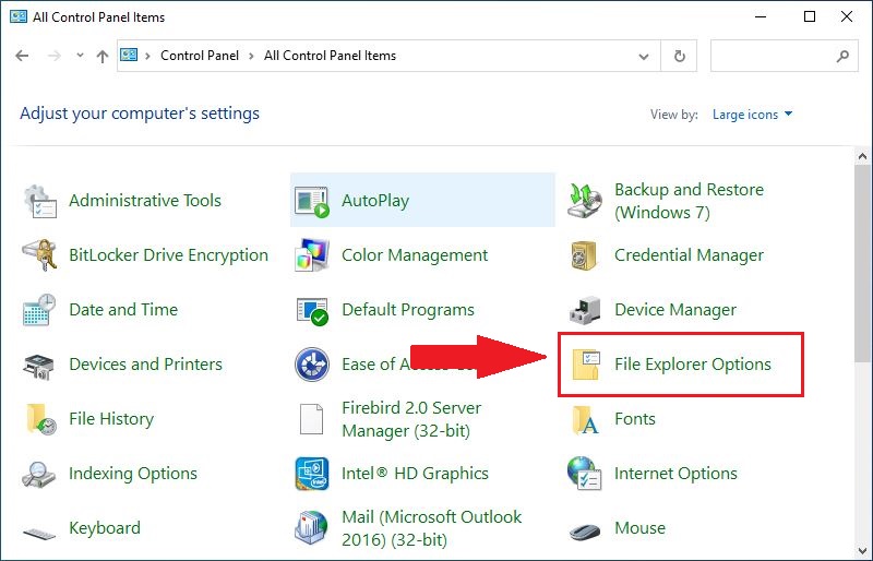 Chọn mục File Explorer Options trong ứng dụng Control 