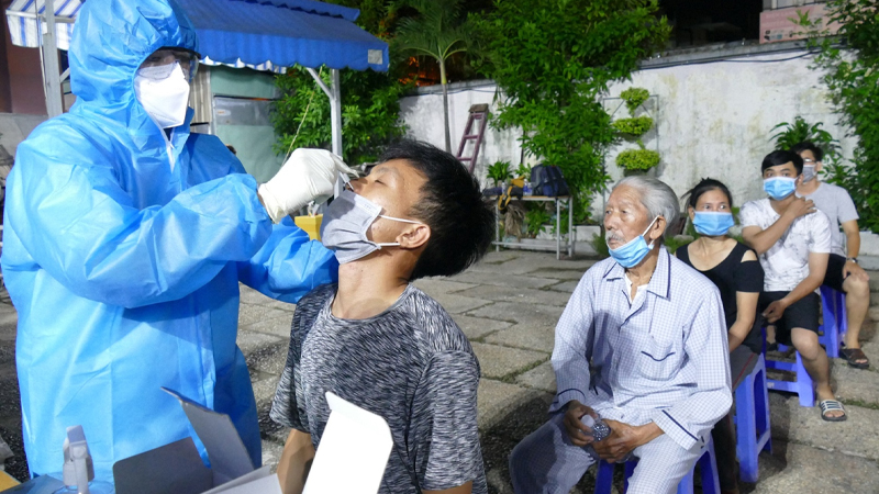 Xét nghiệm tầm soát COVID-19