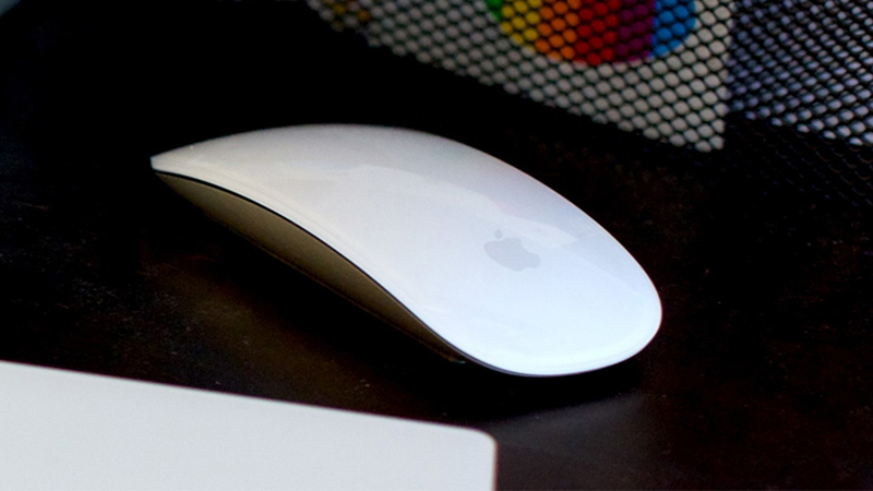 Thiết kế của Apple Magic Mouse 2 gần như giống hoàn toàn với Magic Mouse 1