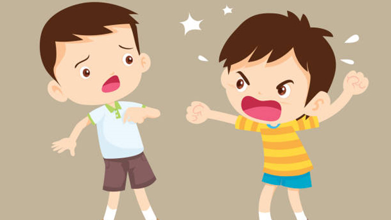 Hành động từng lặp đi lặp lại trong quá khứ và làm phiền đến người khác